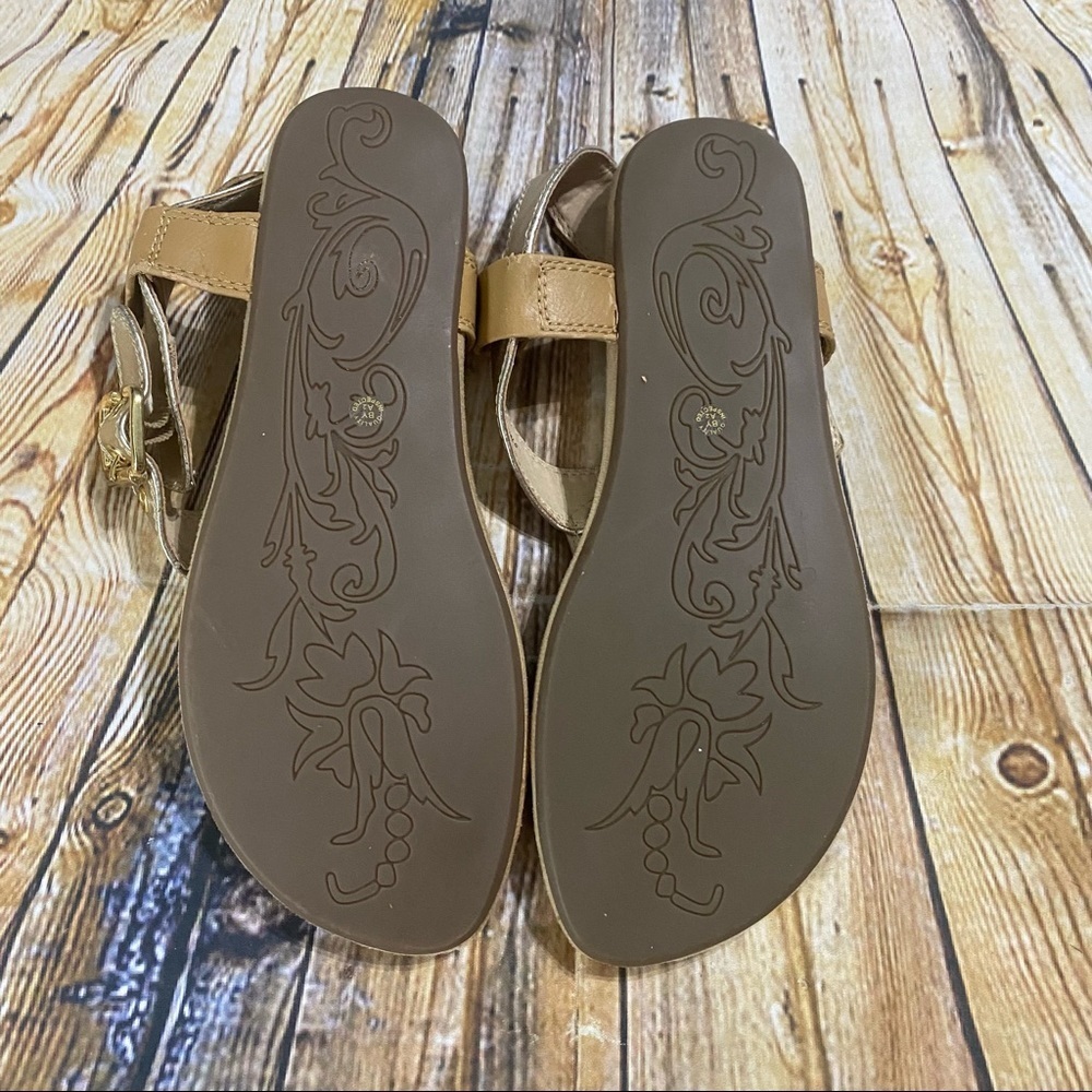 A.N.A. A New Approach Gold Slingback Thong Sandals Size 9 - Picture 3 of 3